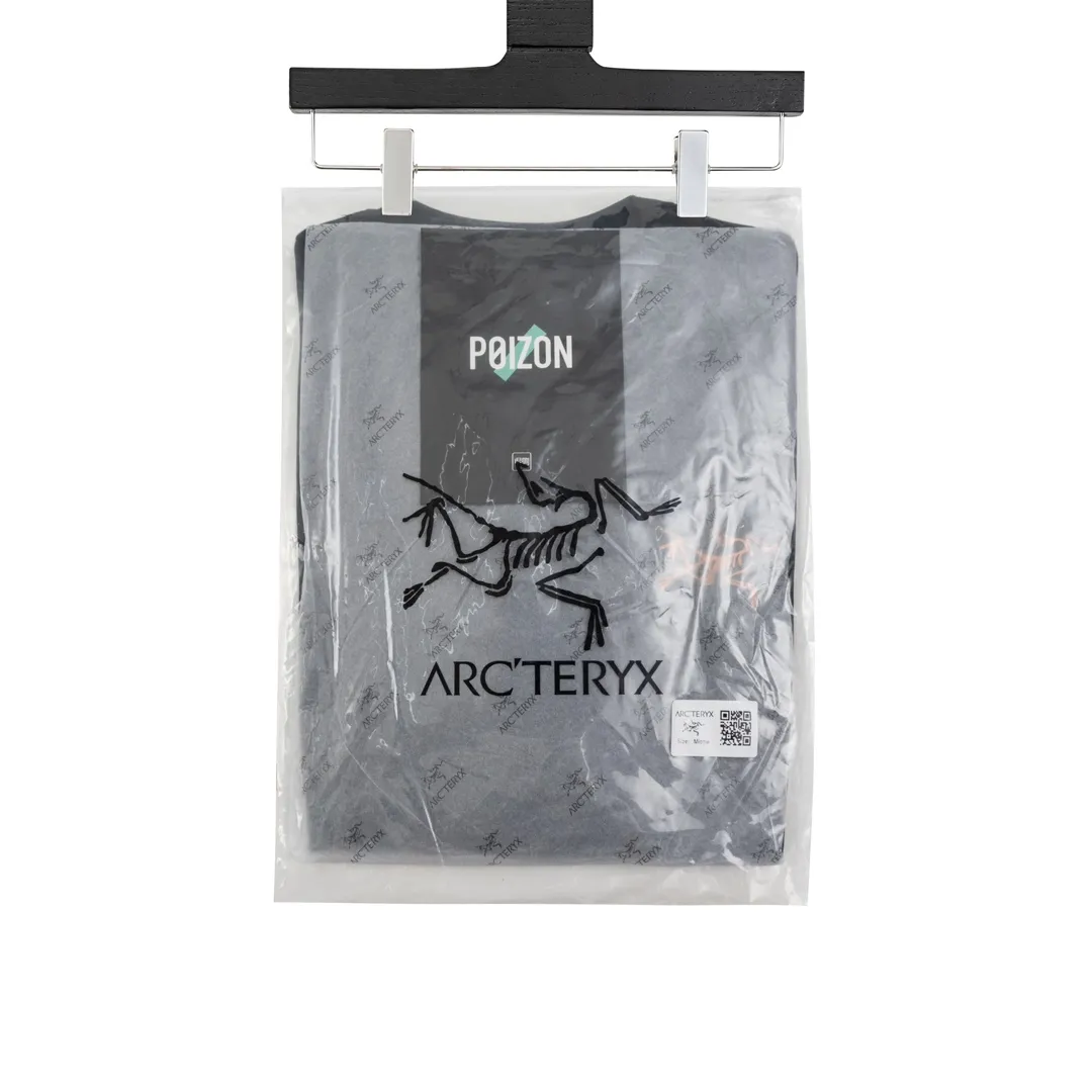 （Authentic ） ，Arcteryx T Same Style Size：XS S M L Black